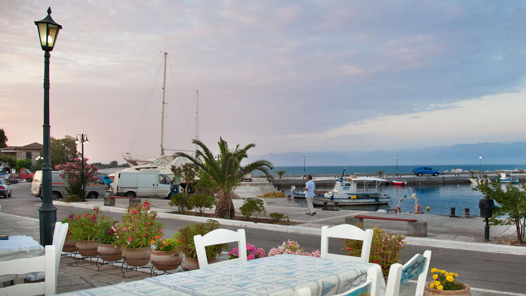 Akroyali Hotel & Villas Mési Exterior foto